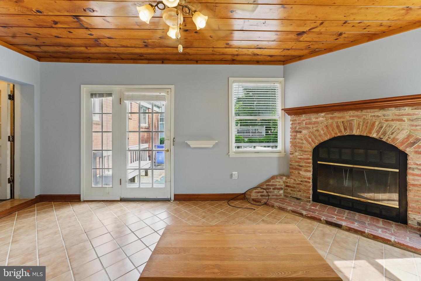 11109 Bucknell Dr Property Photo 10
