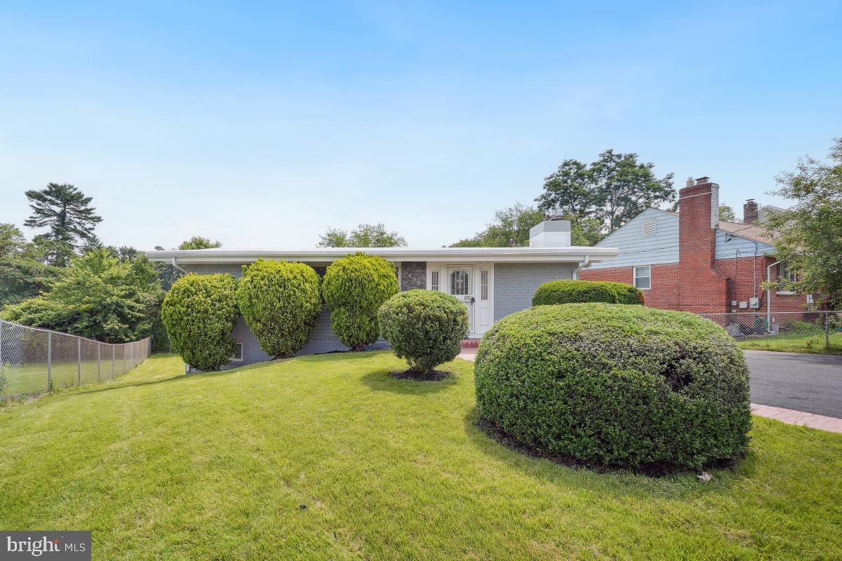 409 UNIVERSITY BLVD Property Photo 1