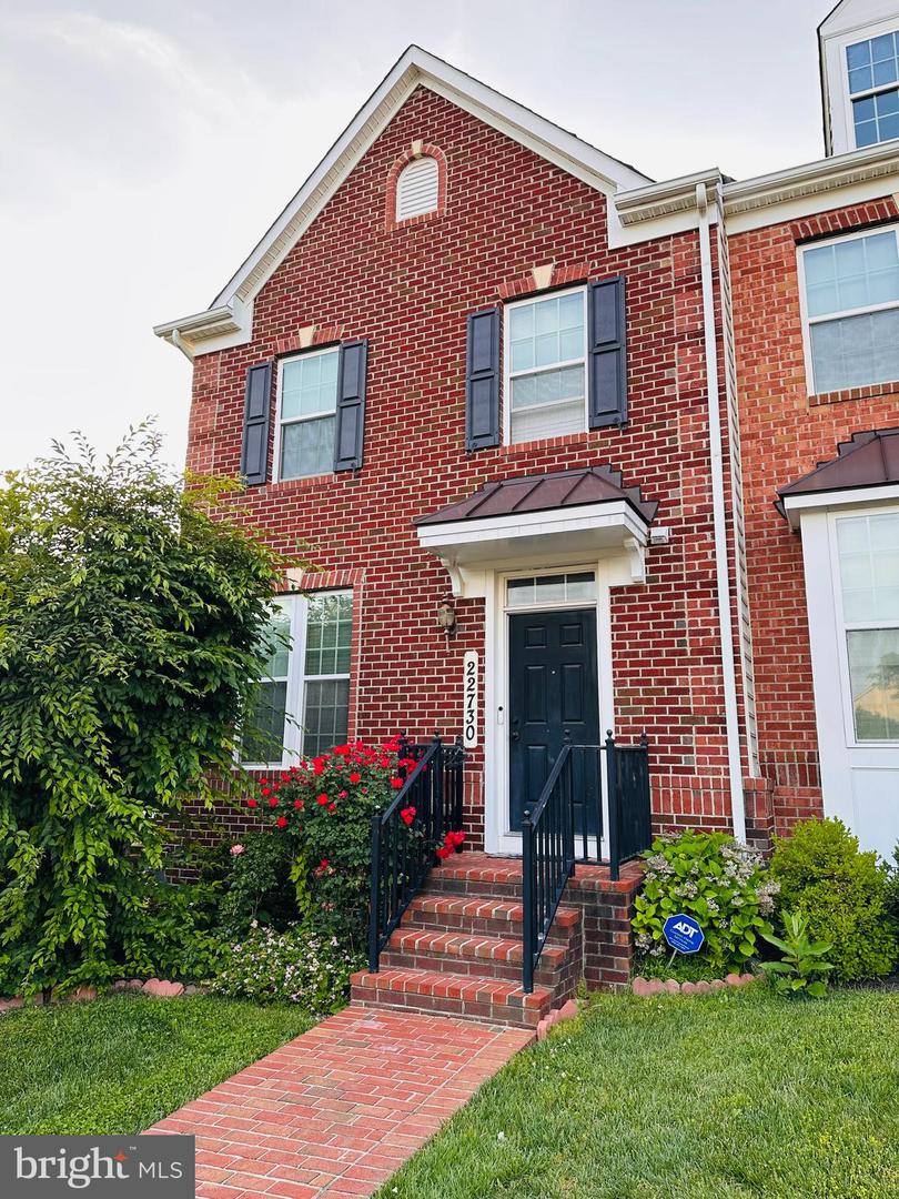22730 Autumn Breeze Ave Property Photo 1