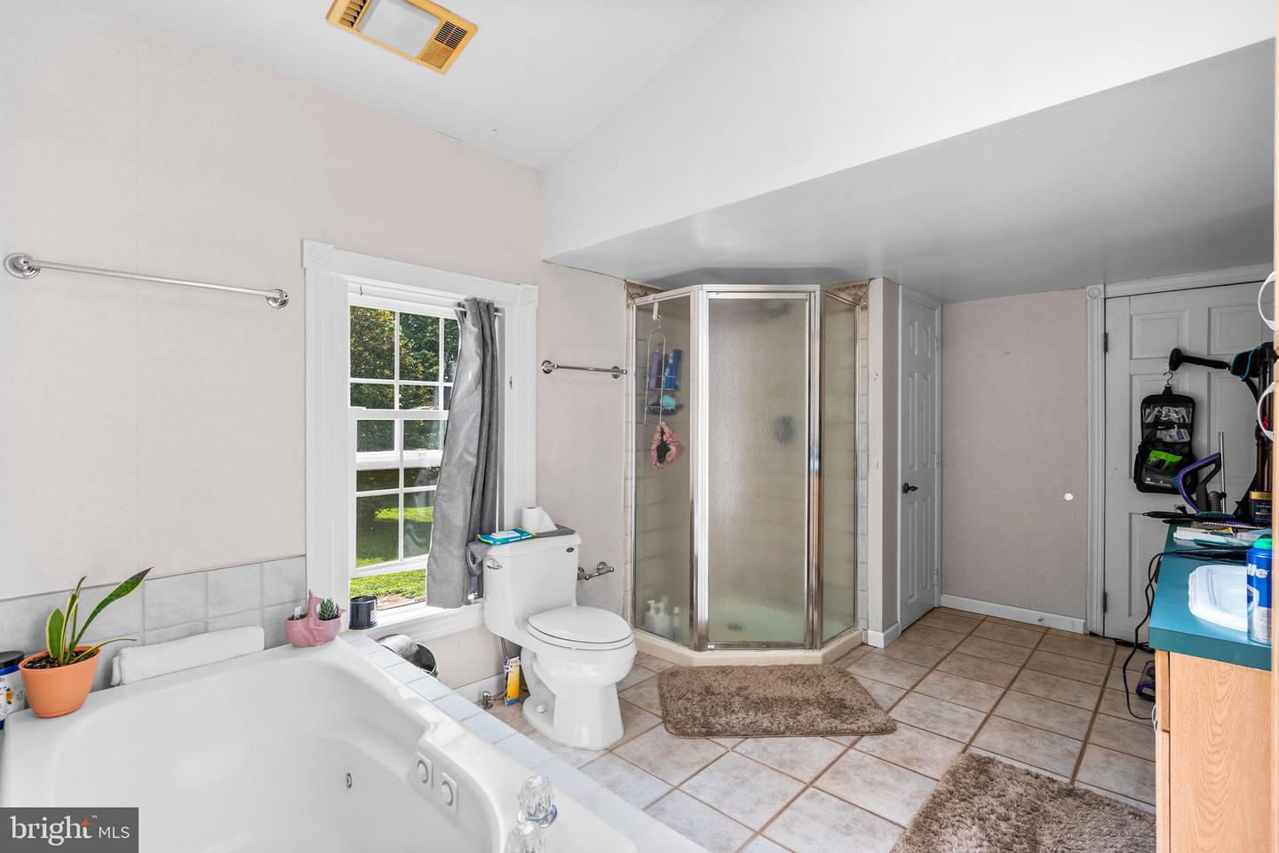 13321 Travilah Rd Property Photo 35