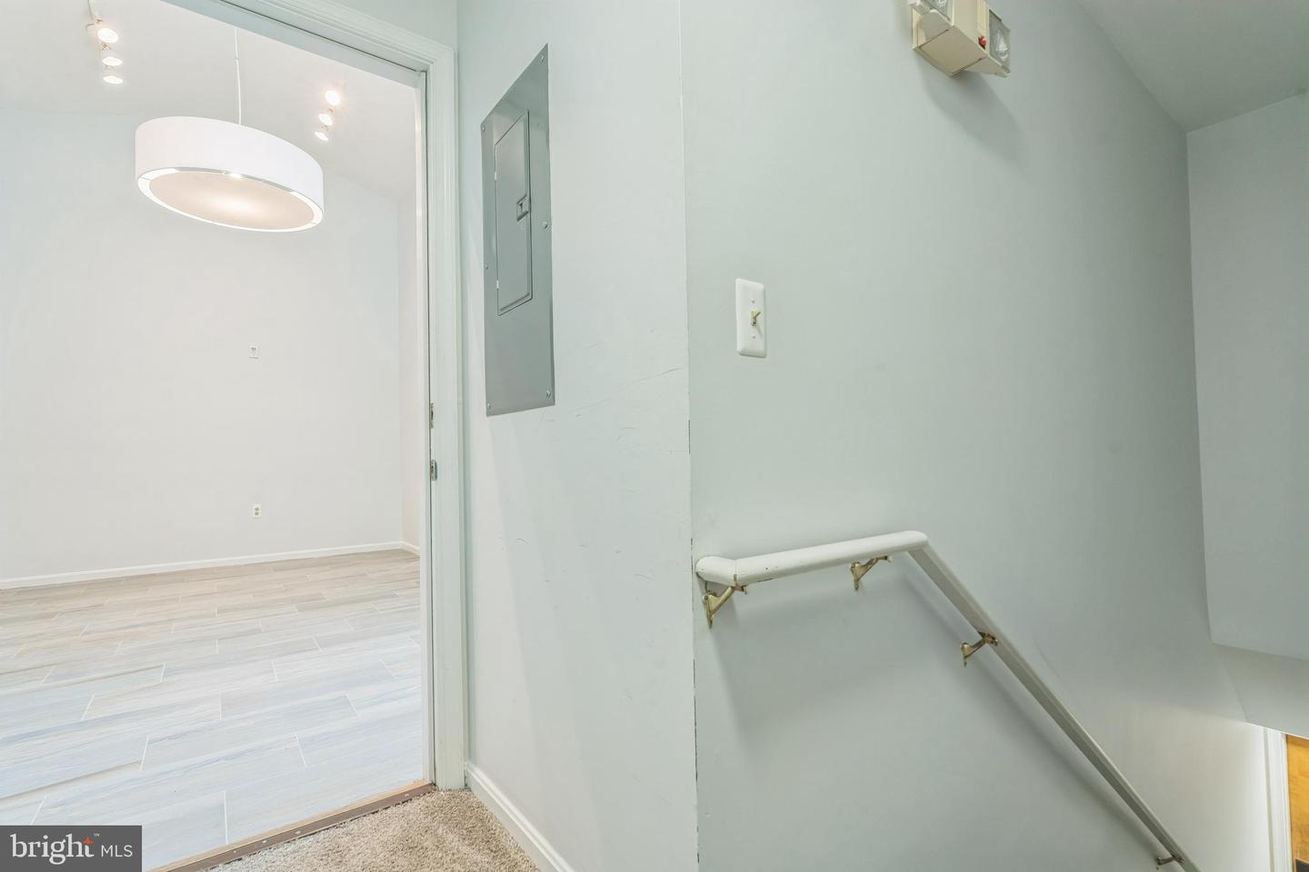 16047 Comprint Cir #16047 Property Photo 4