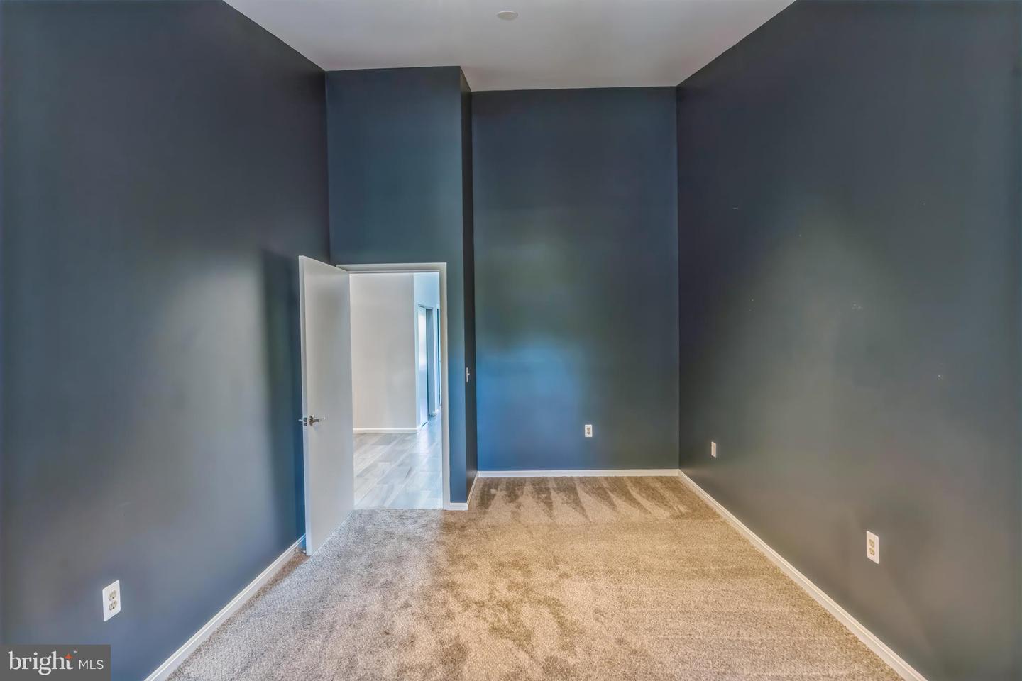 16047 Comprint Cir #16047 Property Photo 14