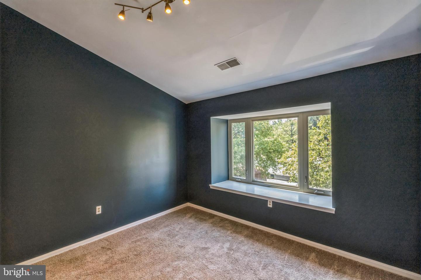 16047 Comprint Cir #16047 Property Photo 20