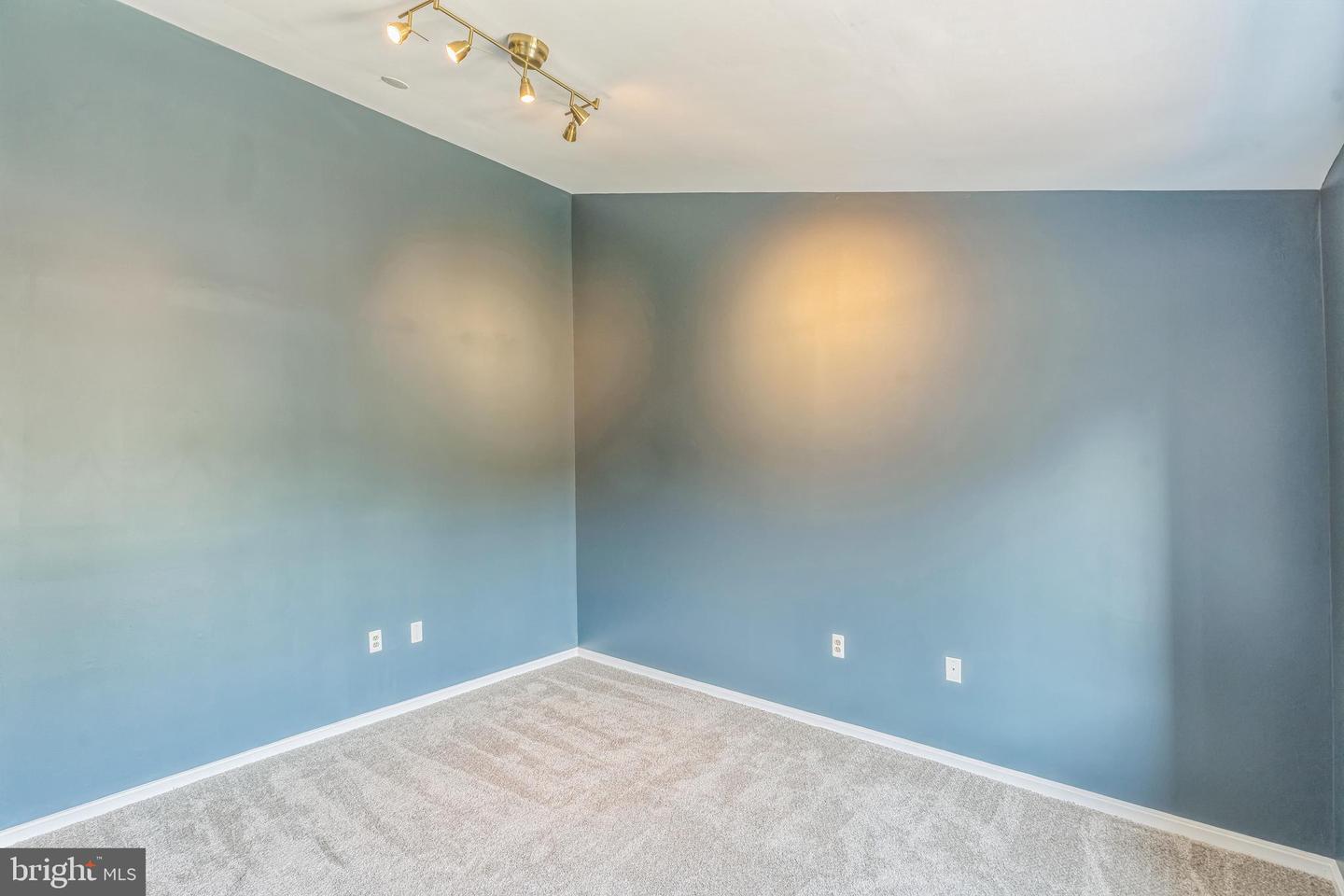 16047 Comprint Cir #16047 Property Photo 24