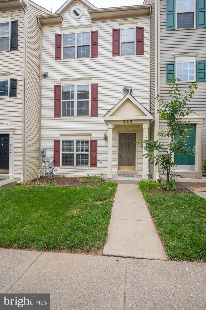12119 Amber Ridge Cir Property Photo 1