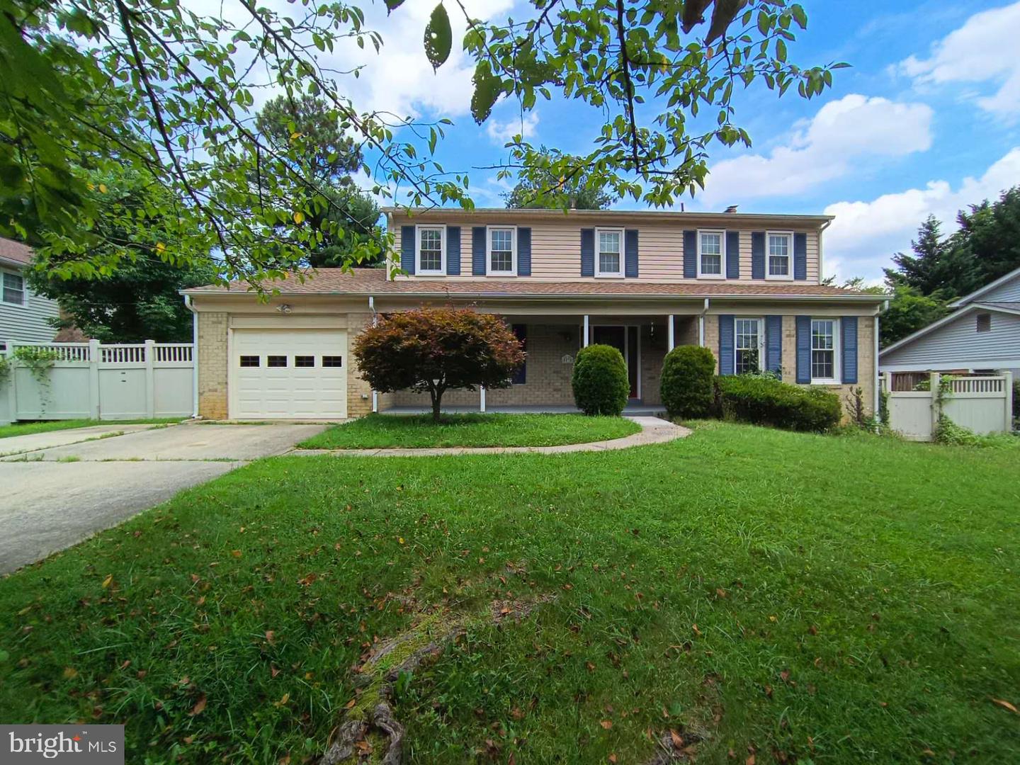 8835 Tuckerman Ln Property Photo 1