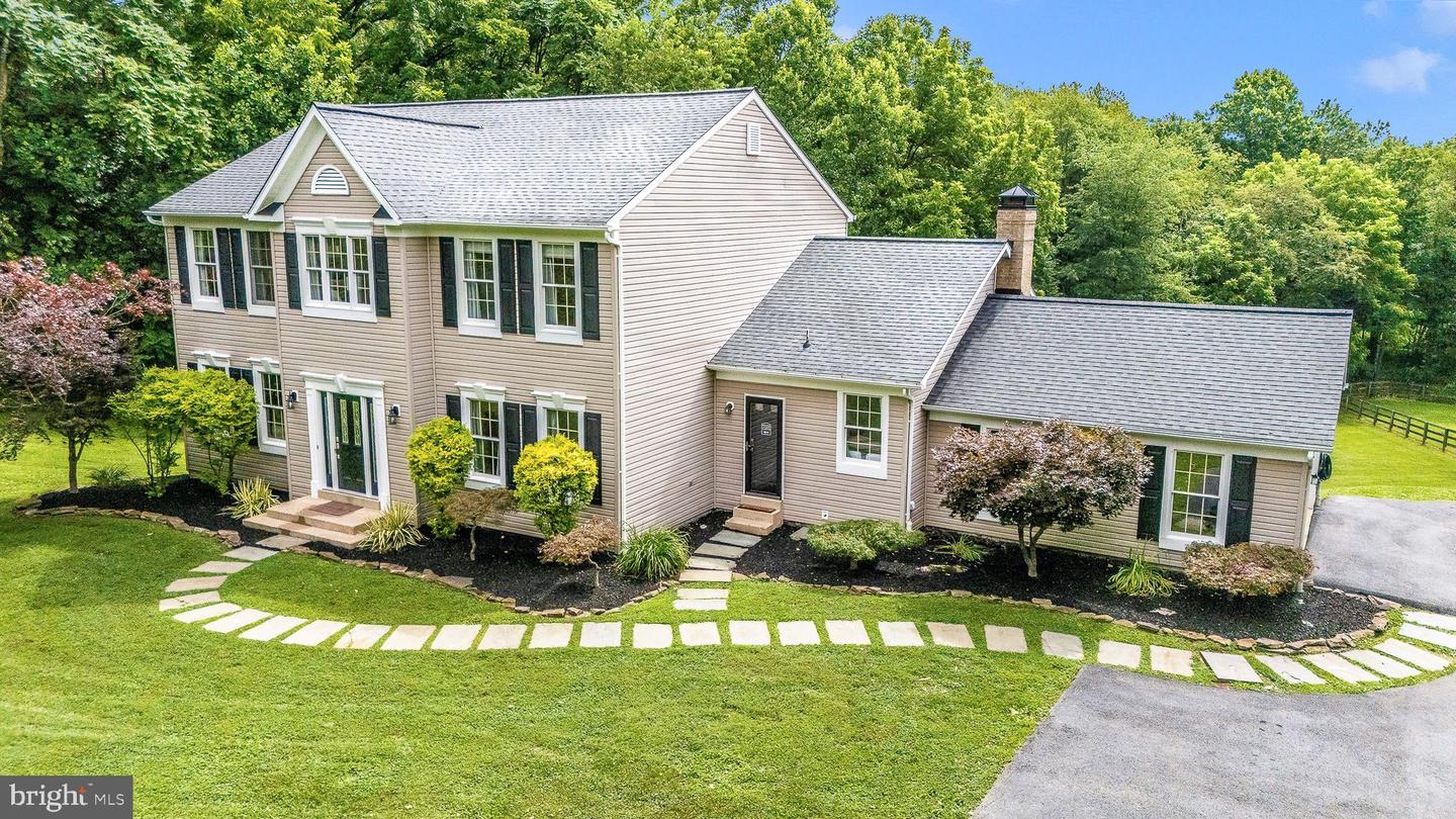 25217 WOODFIELD SCHOOL RD