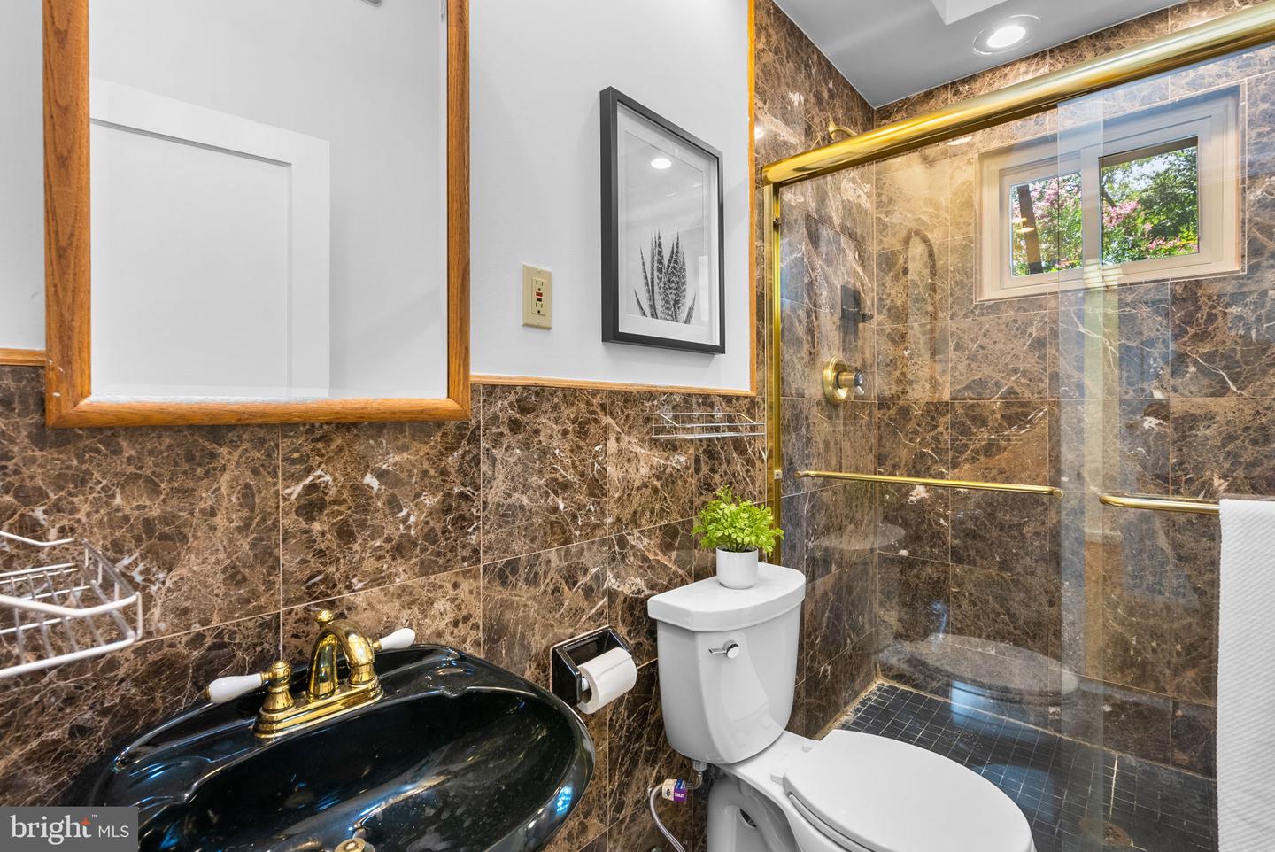 2816 Linden Ln Property Photo 33