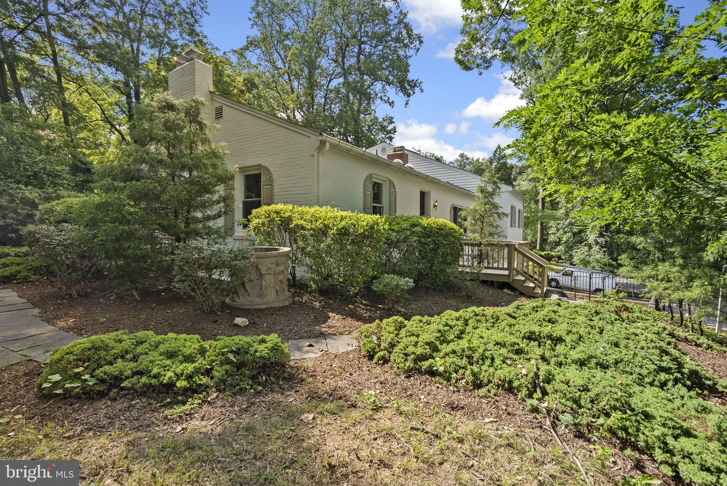 2816 Linden Ln Property Photo 55