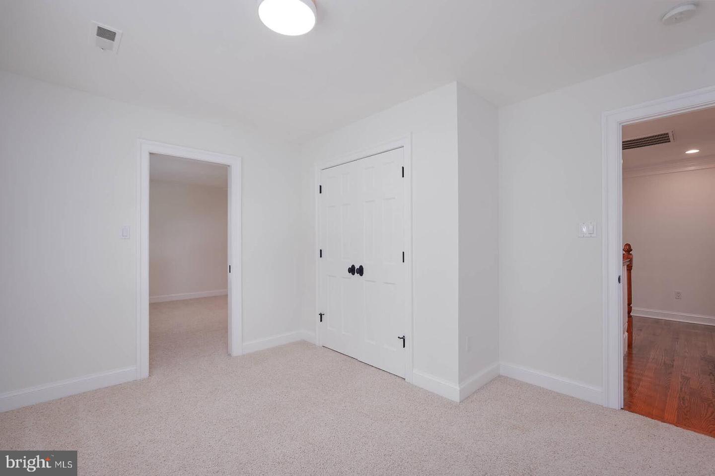 1 Turley Ct Property Photo 41