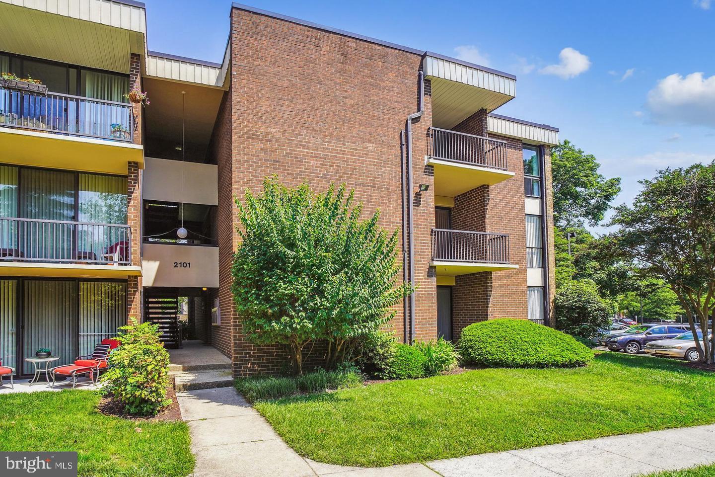 2101 WALSH VIEW TER #17-103