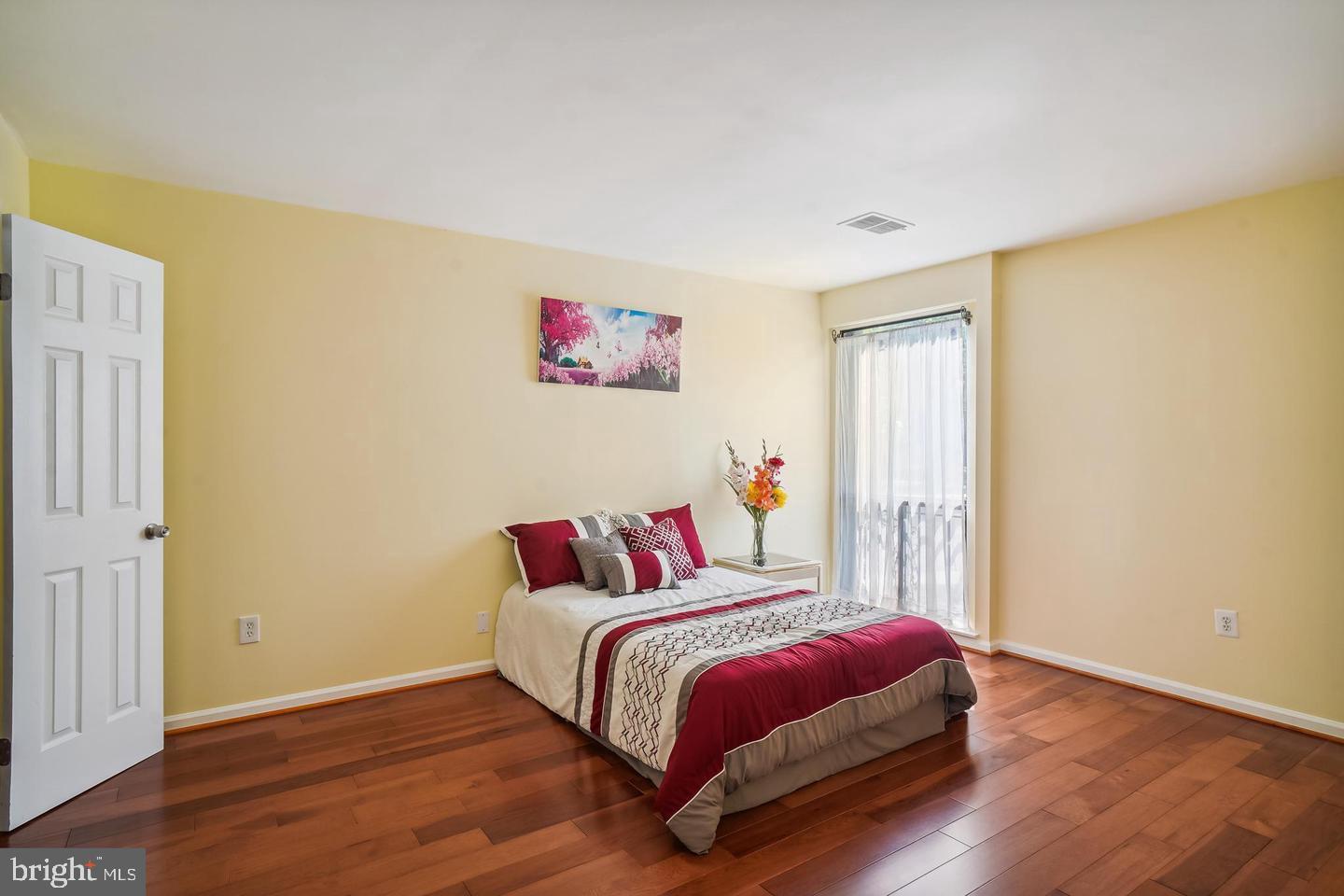 2101 Walsh View Ter #17-103 Property Photo 16