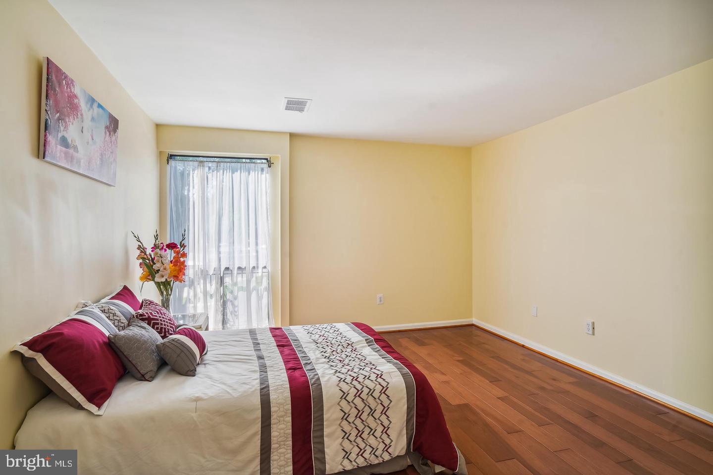 2101 Walsh View Ter #17-103 Property Photo 17