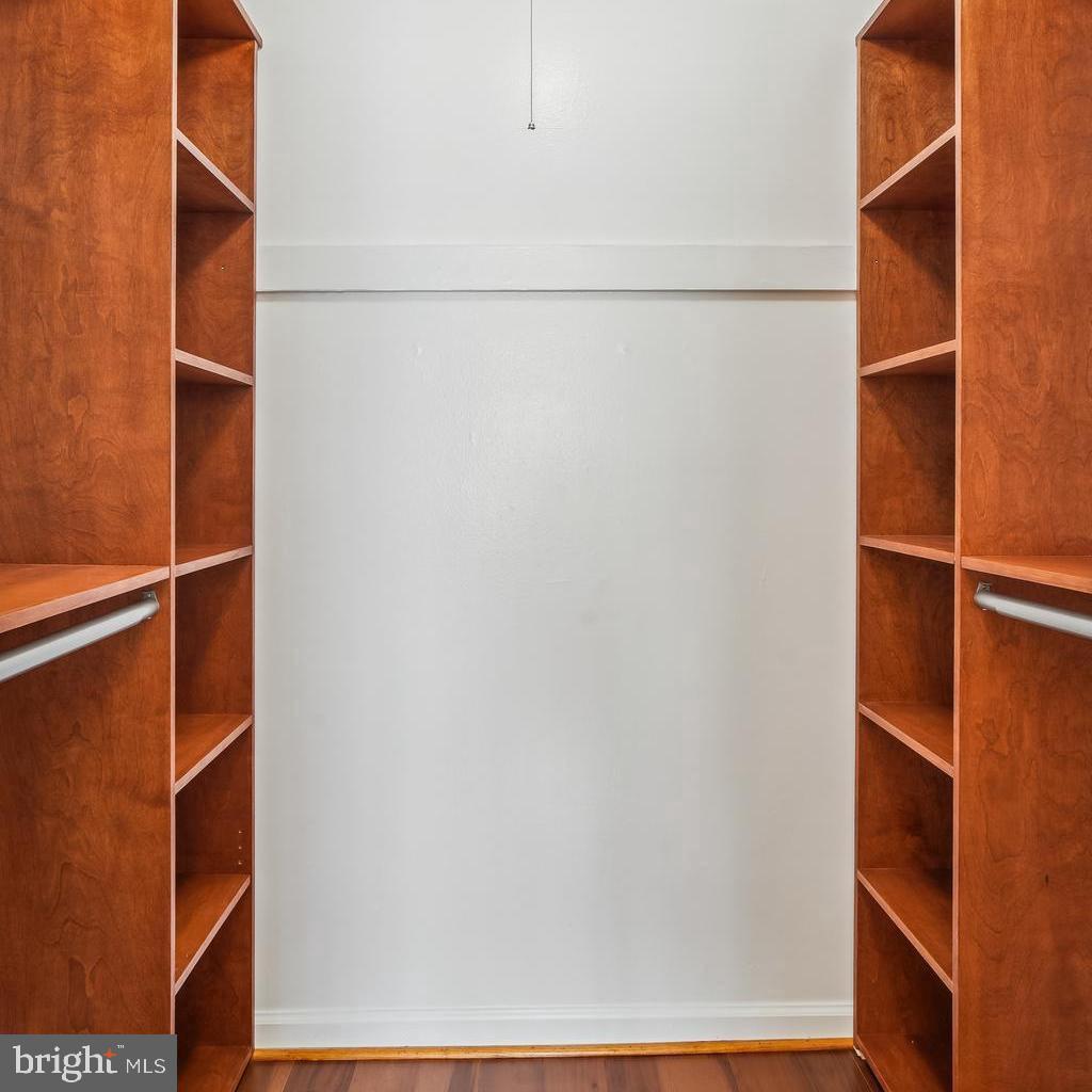 2101 Walsh View Ter #17-103 Property Photo 18