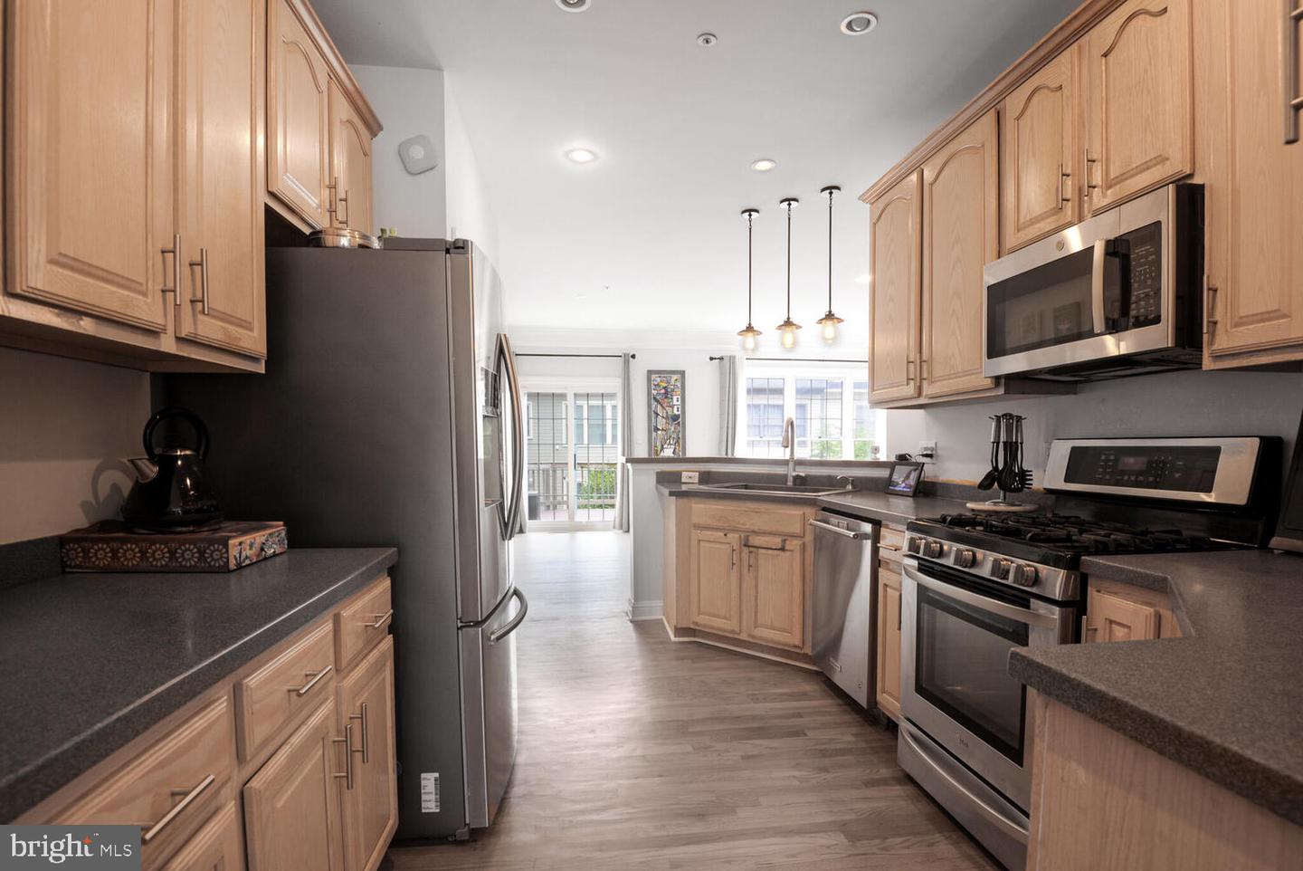 1320 Wild Oak Ter Property Photo 4
