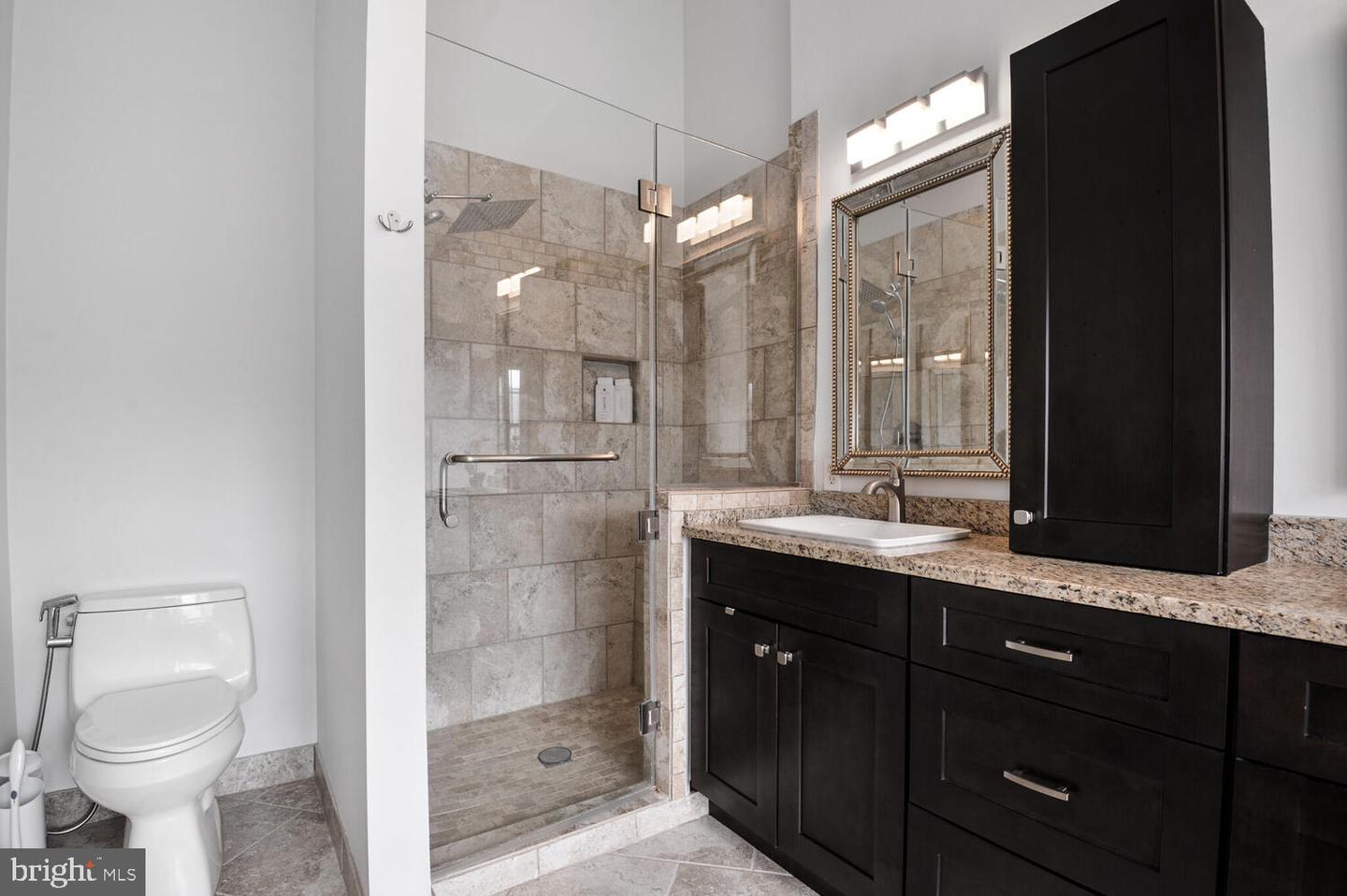 1320 Wild Oak Ter Property Photo 11