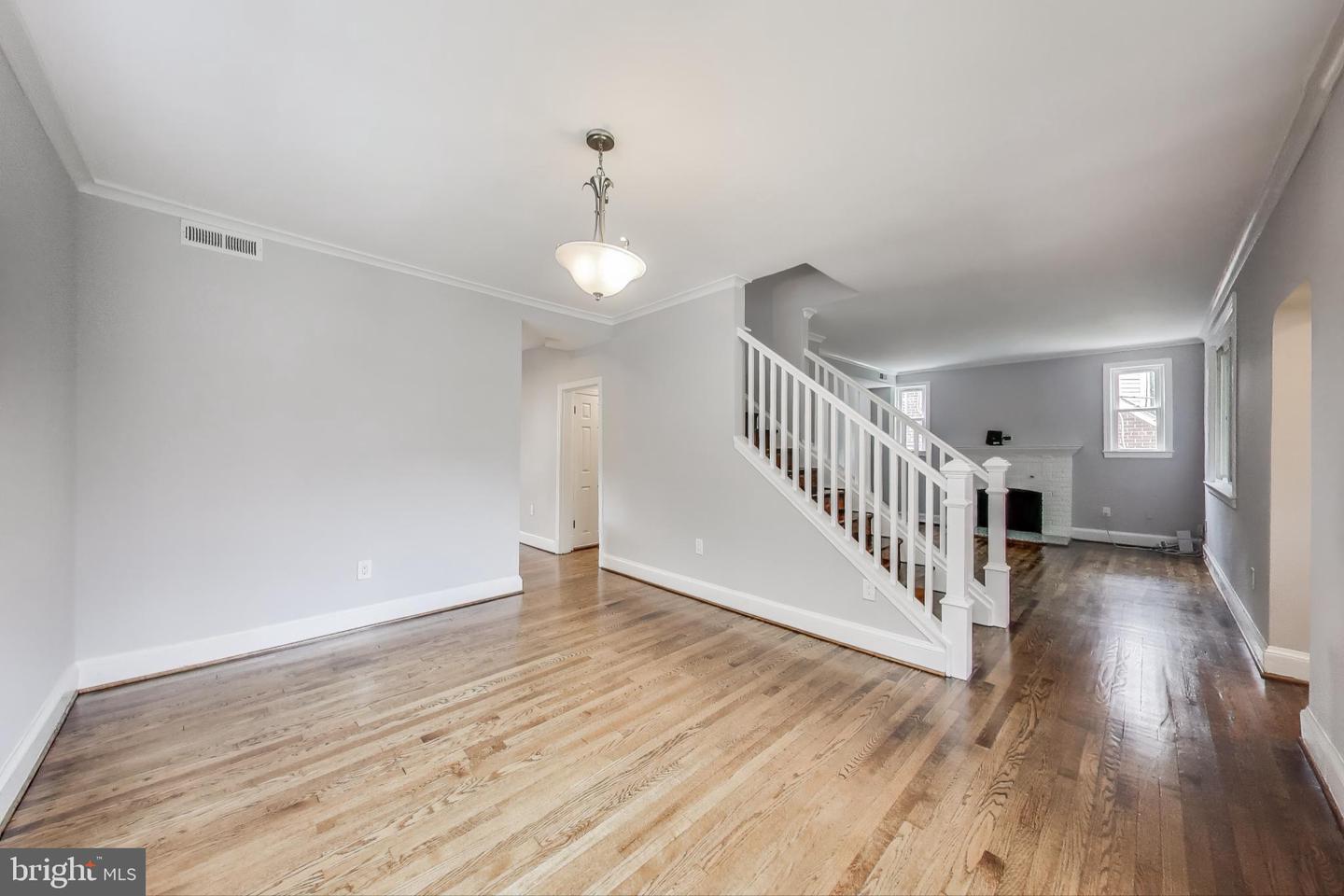 8209 Flower Ave Property Photo 7