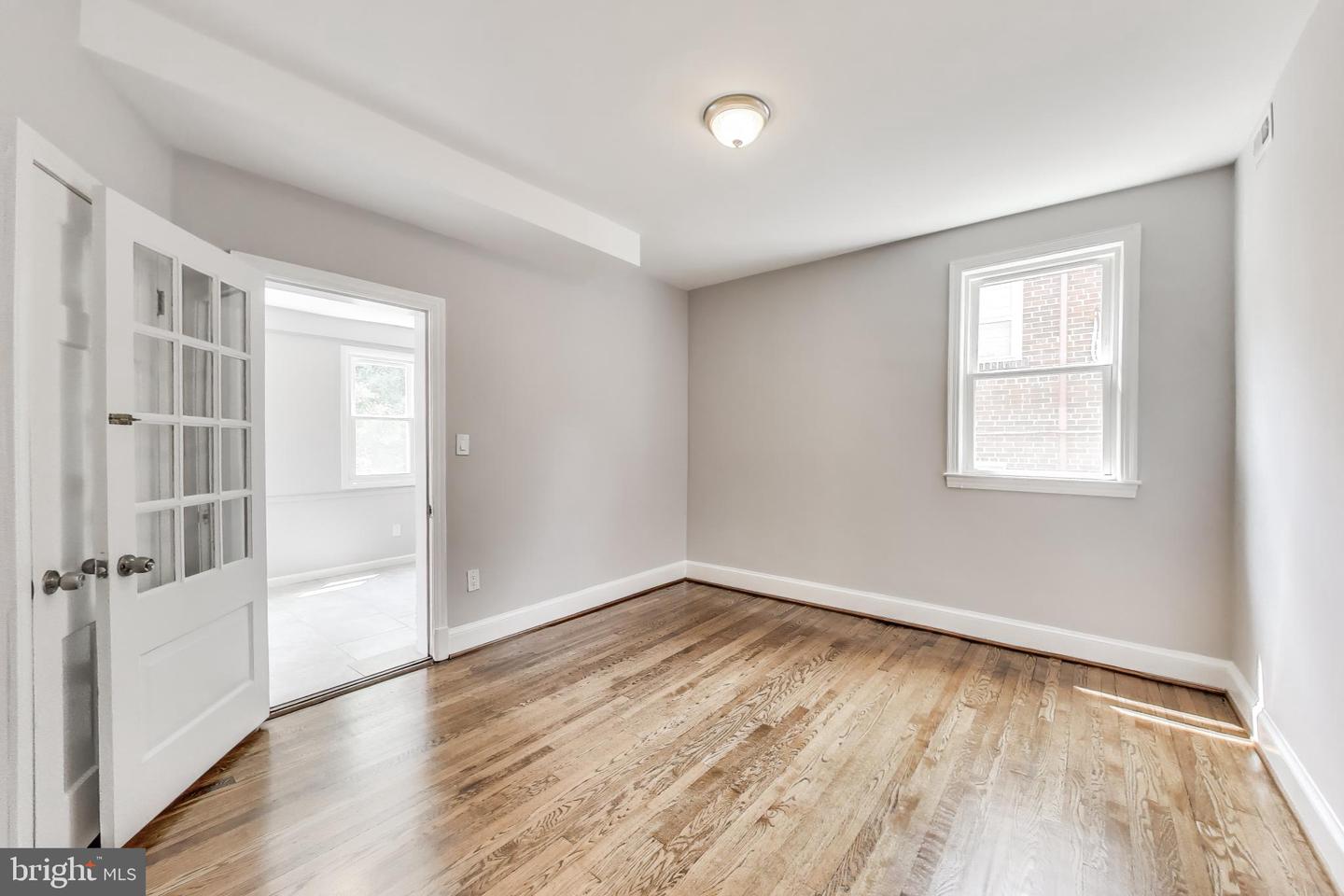 8209 Flower Ave Property Photo 13