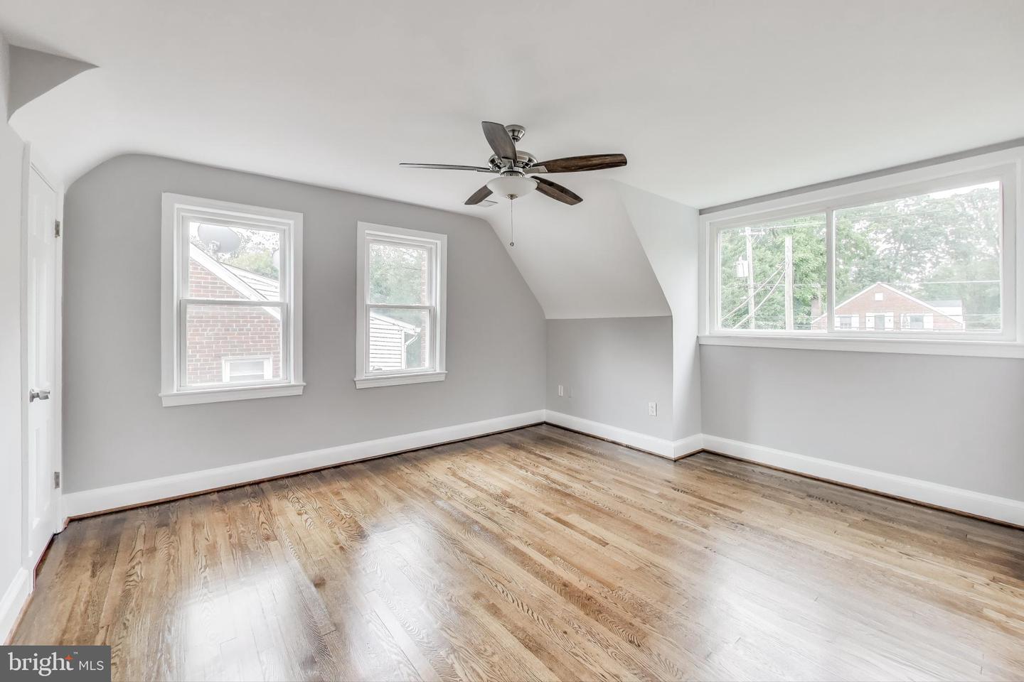 8209 Flower Ave Property Photo 16