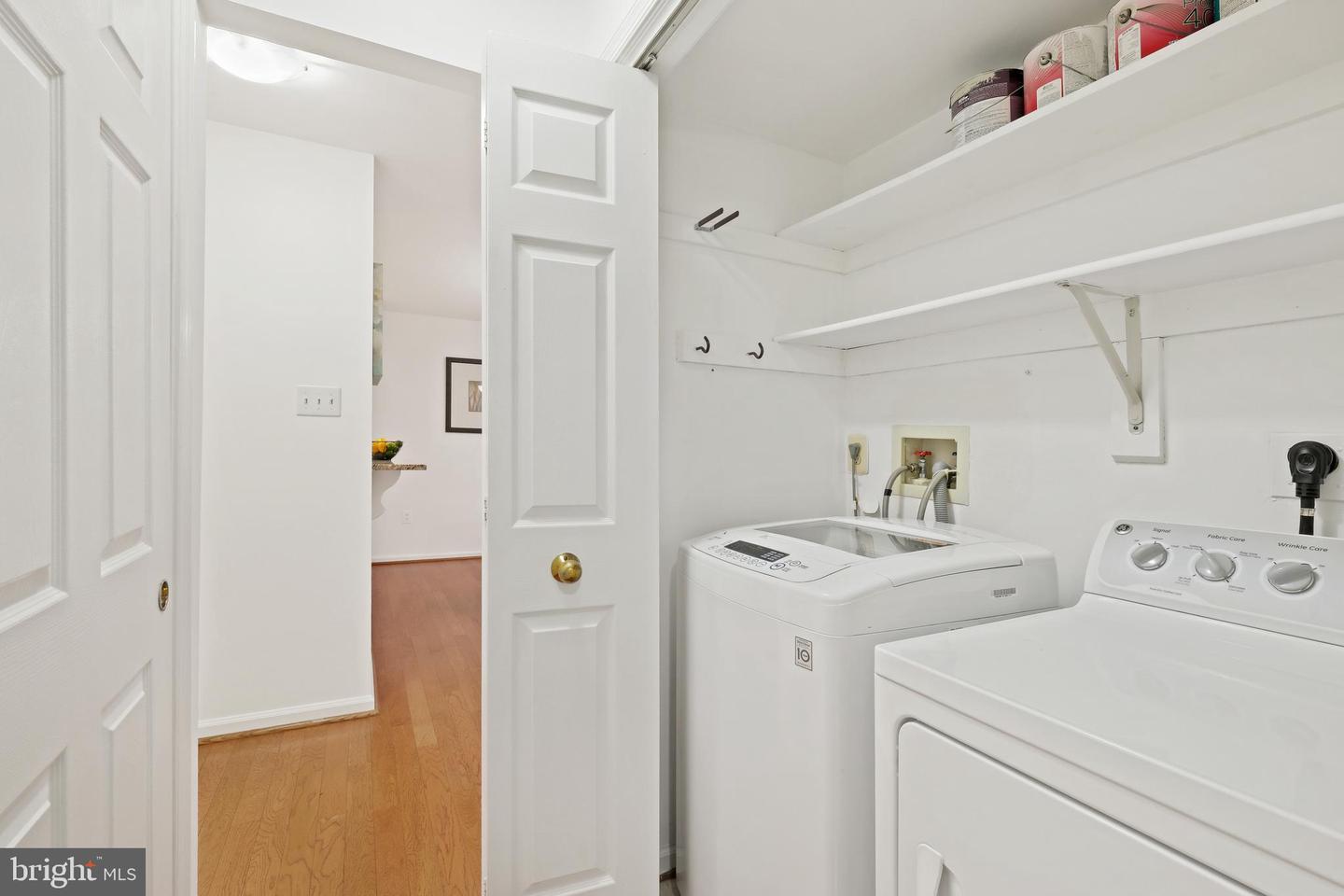 5 Luxberry Ct #2 Property Photo 24