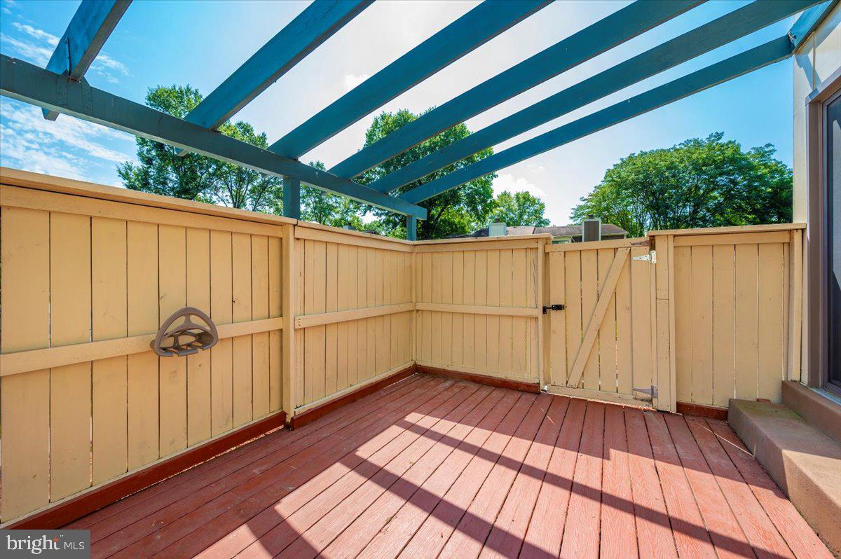 9302 Grazing Ter Property Photo 40