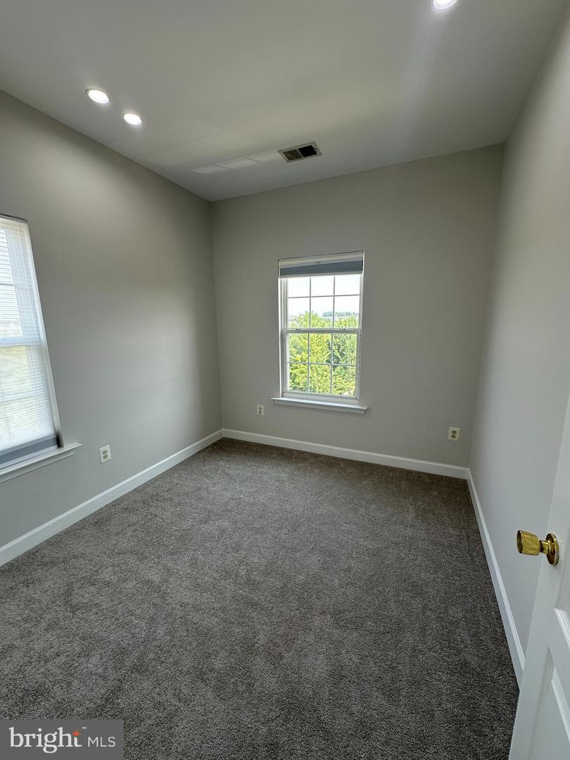 23323 Brewers Tavern Way Property Photo 8