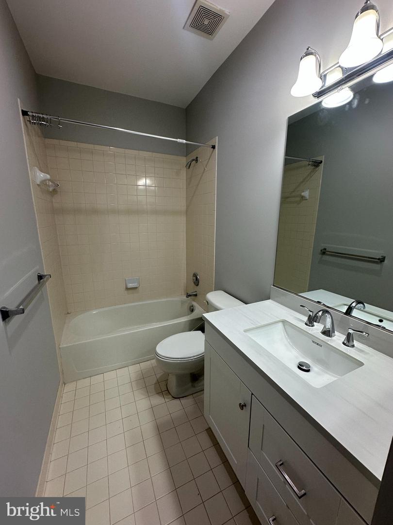 23323 Brewers Tavern Way Property Photo 11
