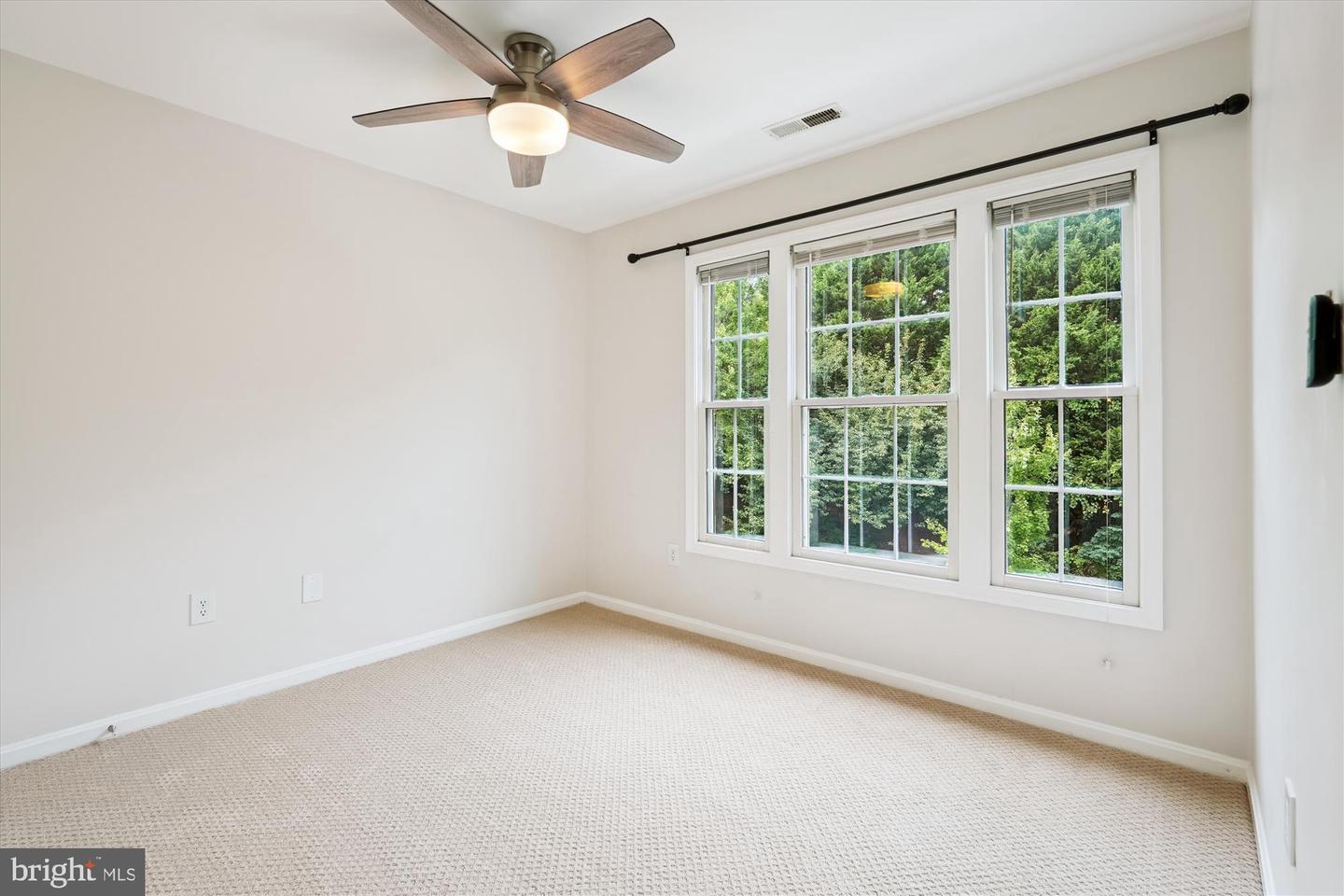 518 Winding Rose Dr Property Photo 28