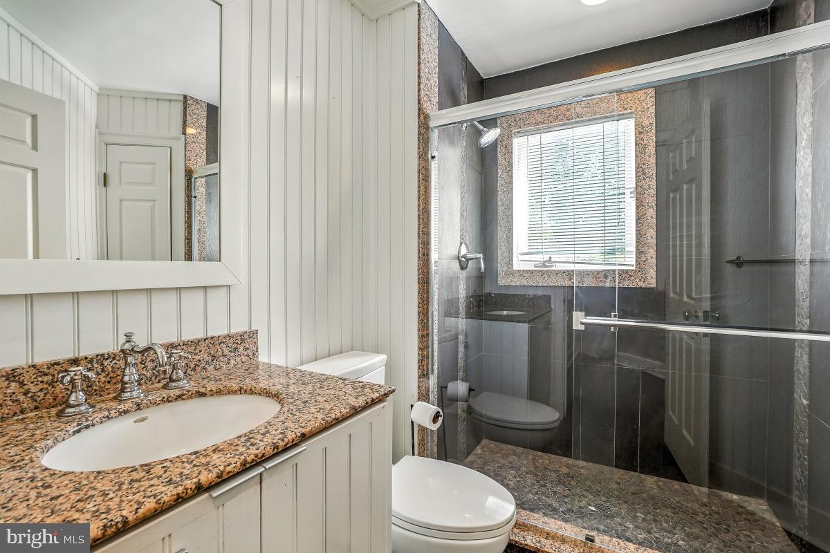 10823 Lockland Rd Property Photo 15