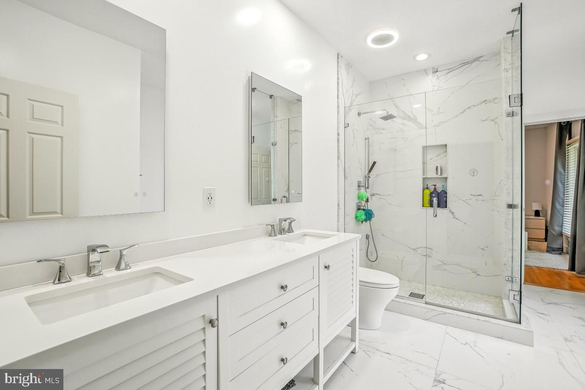 10823 Lockland Rd Property Photo 32