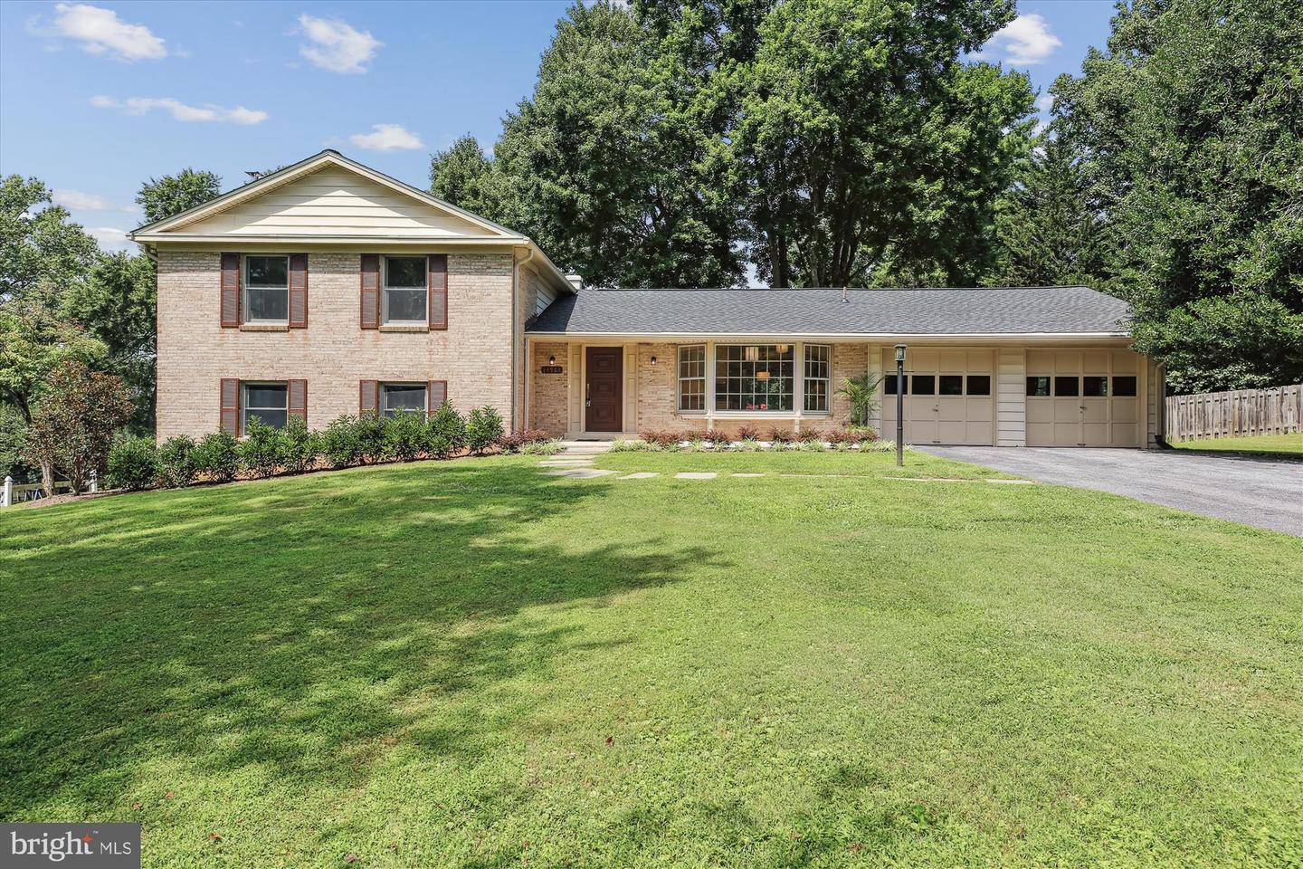 14908 Flintstone Ln Property Photo 1