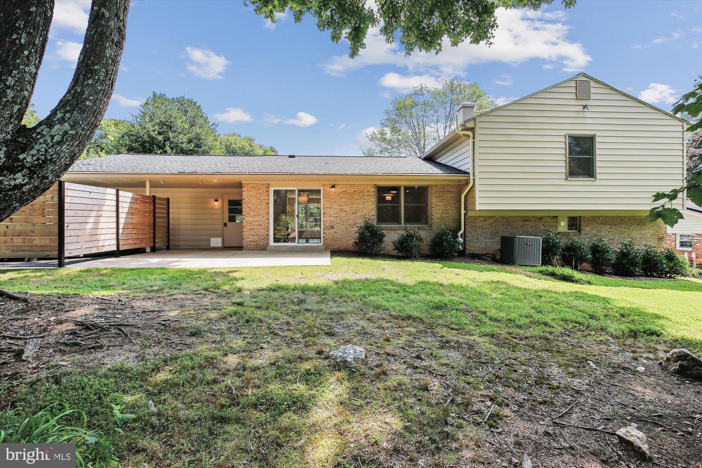14908 Flintstone Ln Property Photo 7