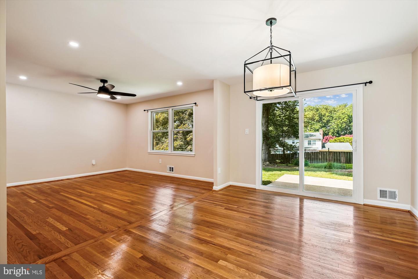 14908 Flintstone Ln Property Photo 24