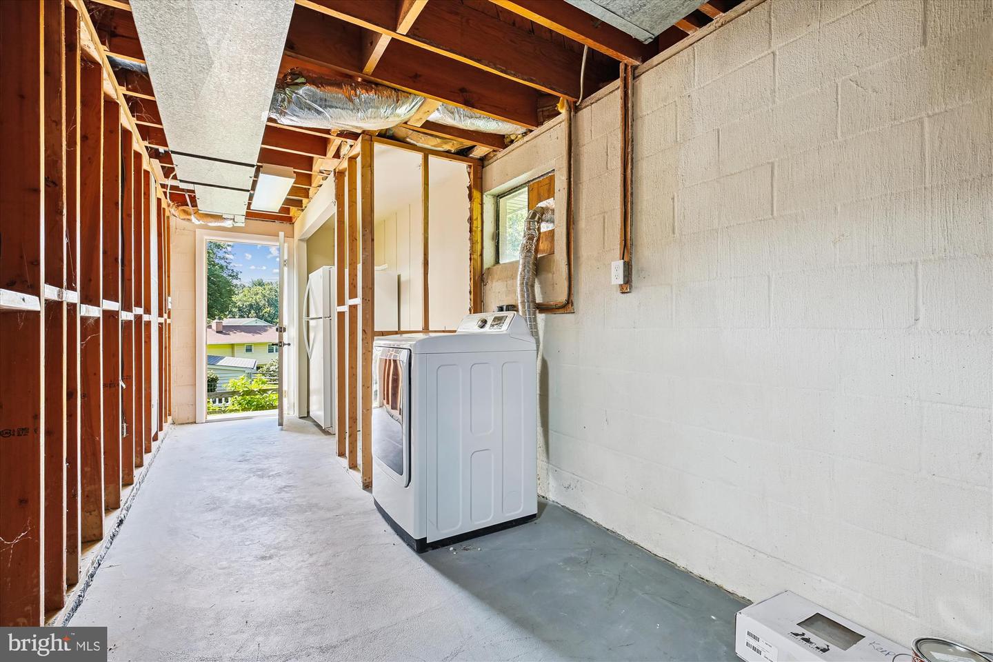 14908 Flintstone Ln Property Photo 56