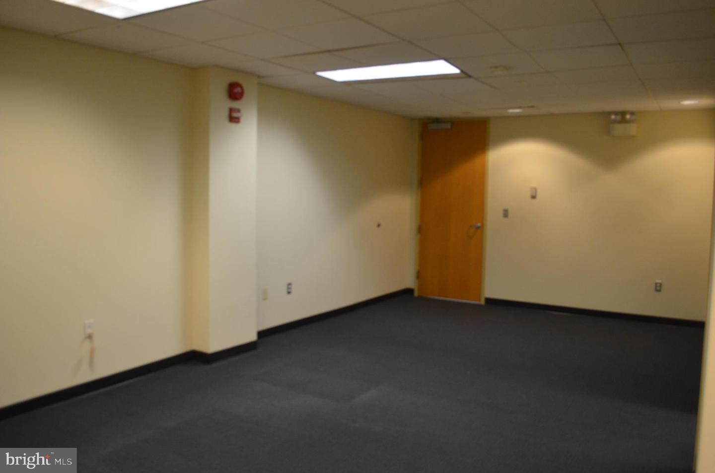 438 N Frederick Ave #455 Property Photo 12