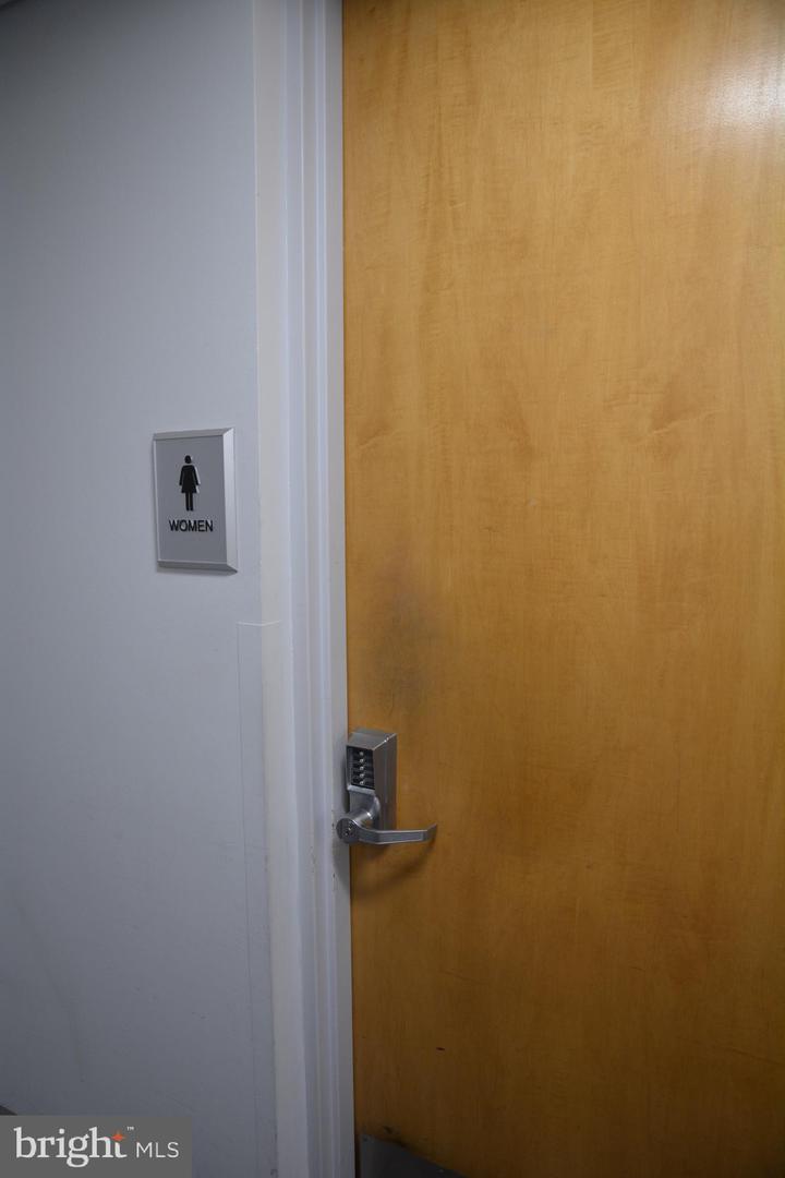 438 N Frederick Ave #455 Property Photo 27