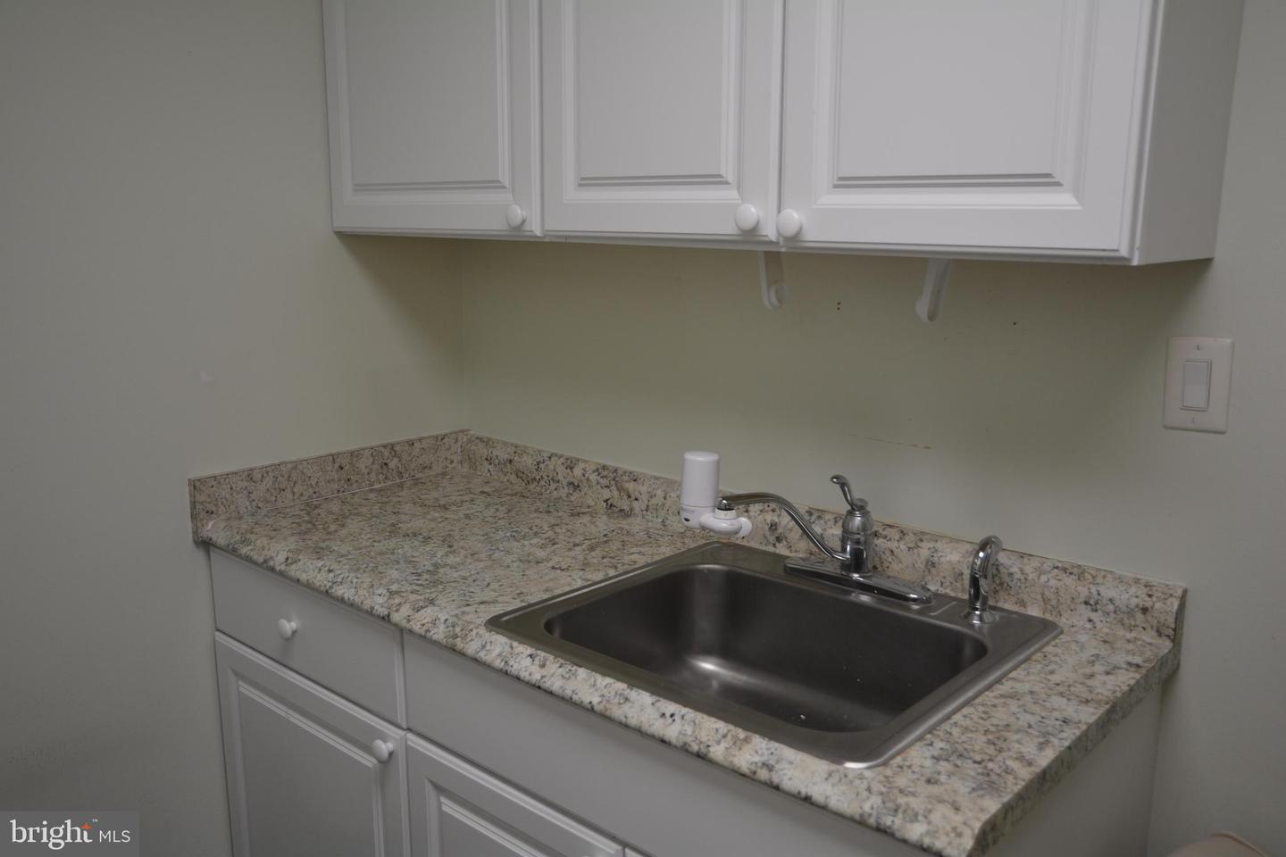 438 N Frederick Ave #320 Property Photo 14