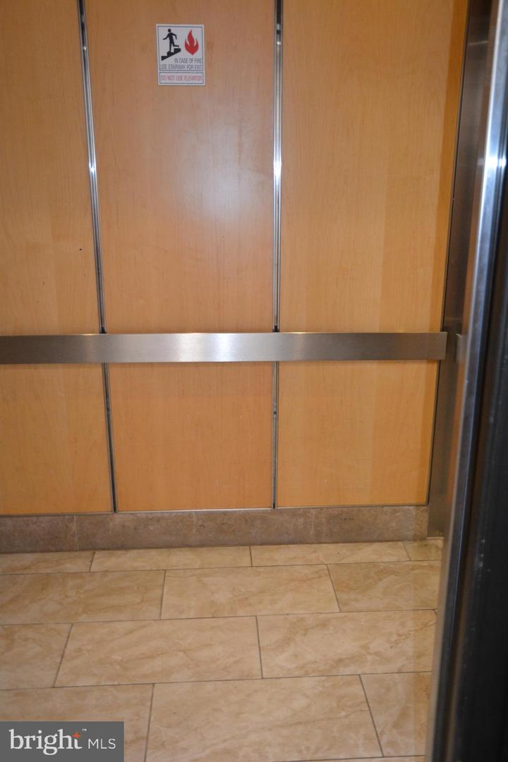 438 N Frederick Ave #320 Property Photo 28