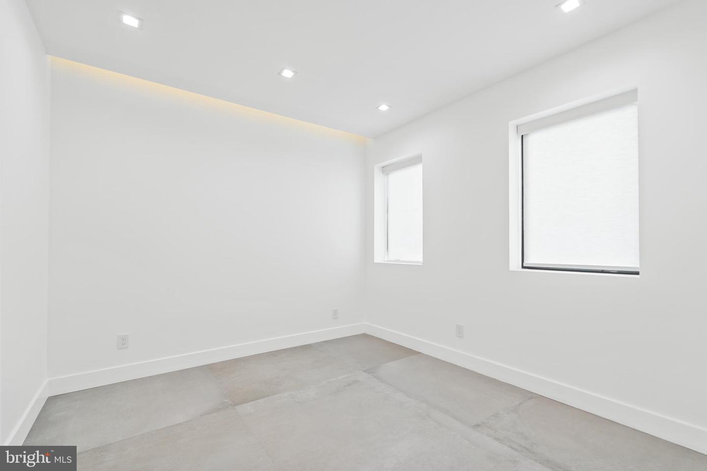 5208 Danbury Rd Property Photo 98