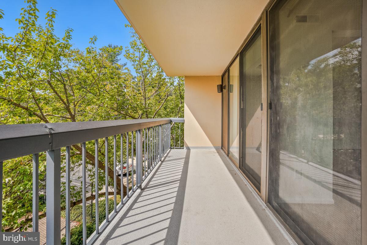 7401 Westlake Ter #215 Property Photo 19