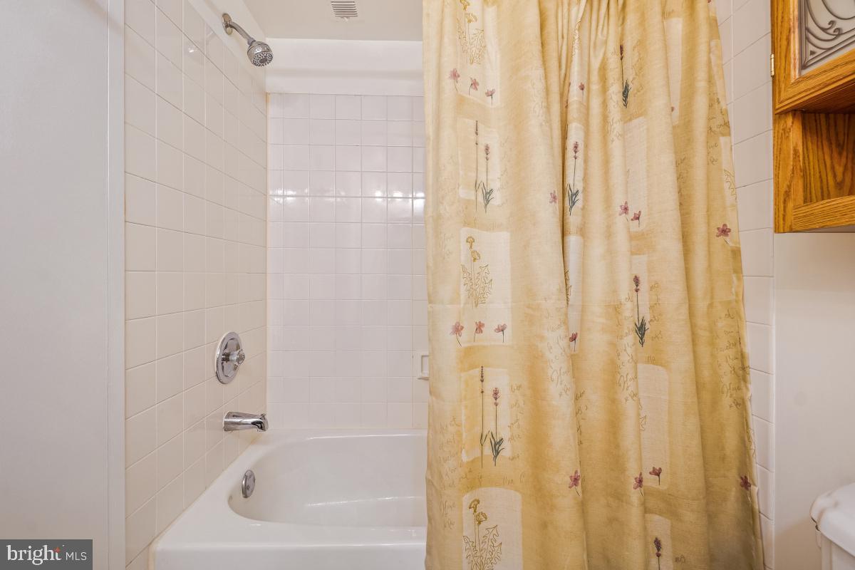 7401 Westlake Ter #215 Property Photo 23
