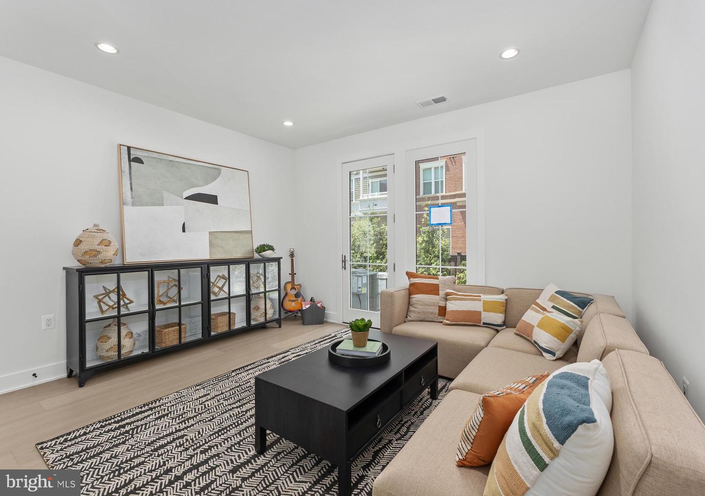 8603 Erdem Pl Property Photo 13
