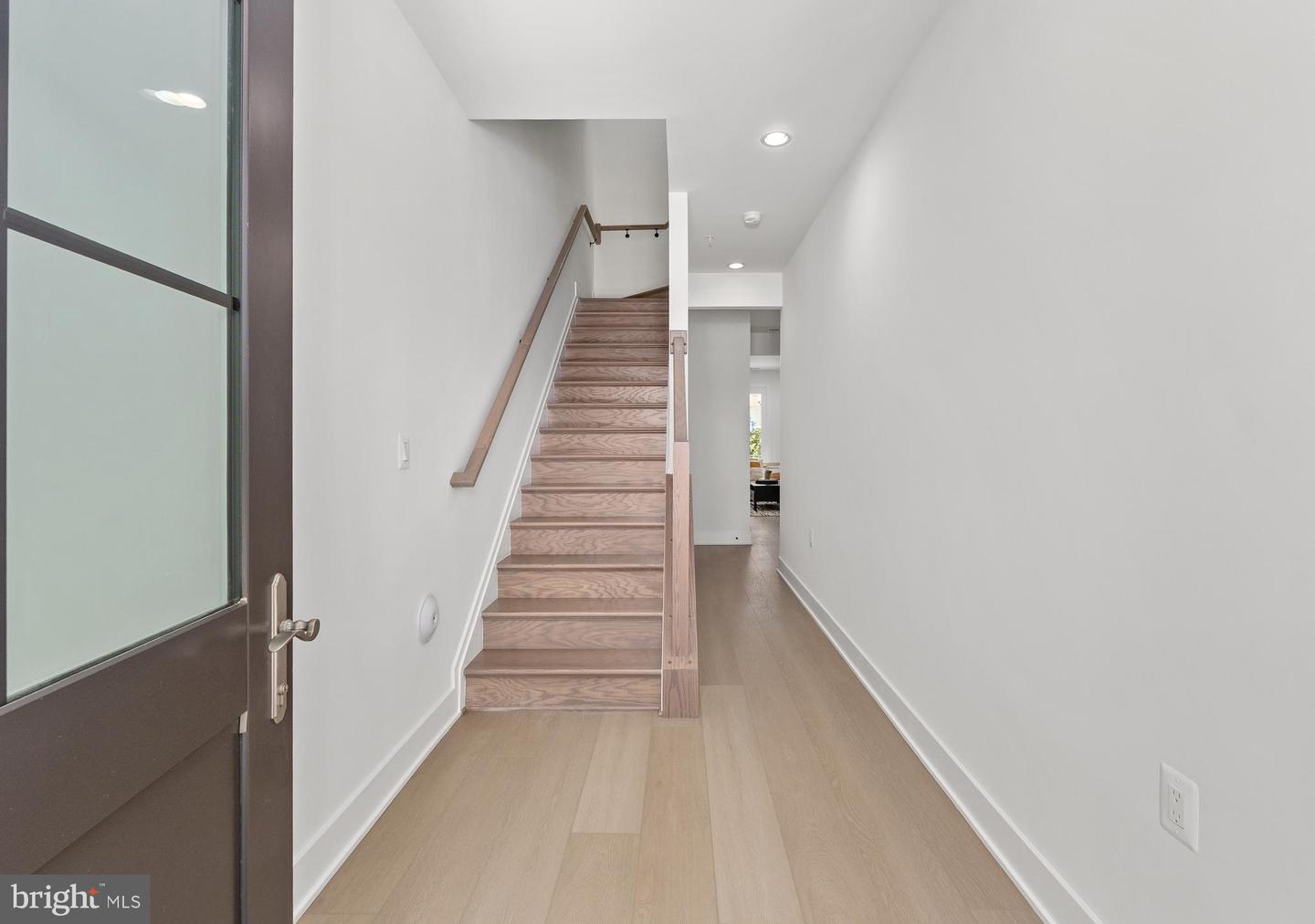 8603 Erdem Pl Property Photo 15
