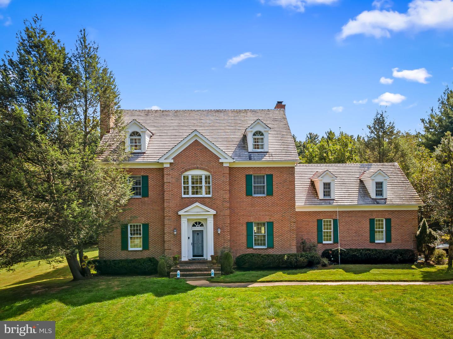 660 GREENBRIDGE RD