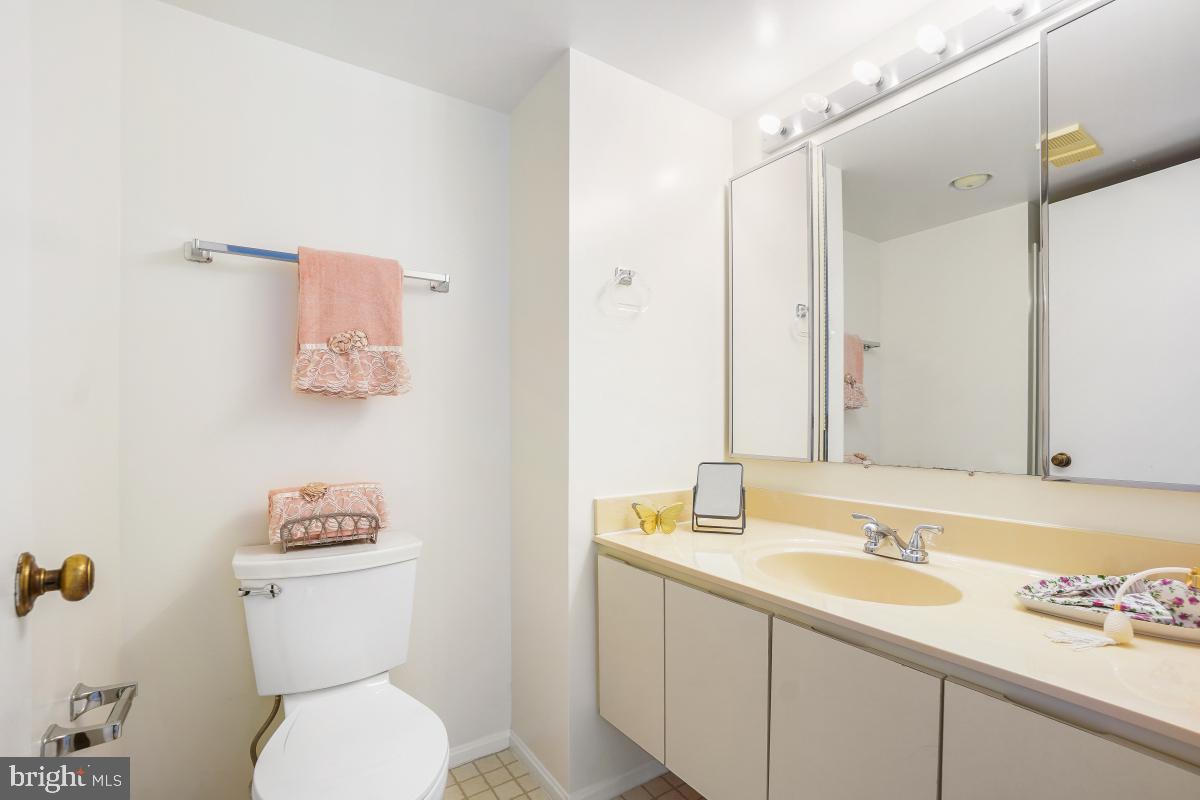15107 Interlachen Dr #2-321 Property Photo 30