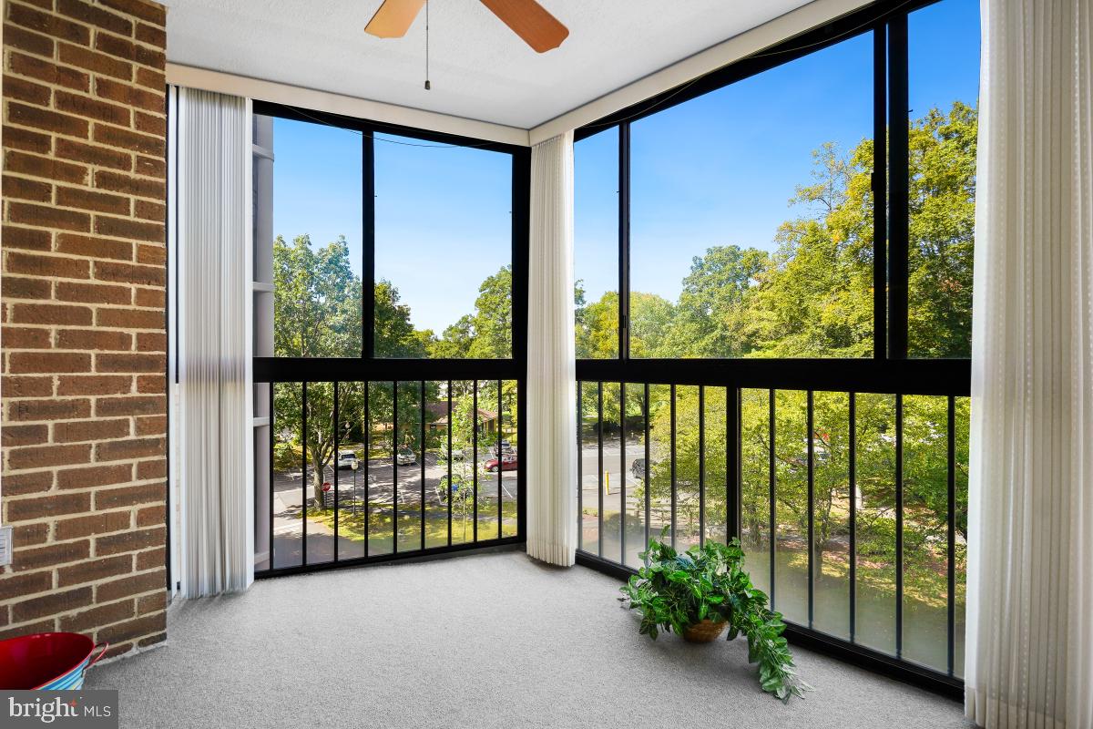 15107 Interlachen Dr #2-321 Property Photo 33