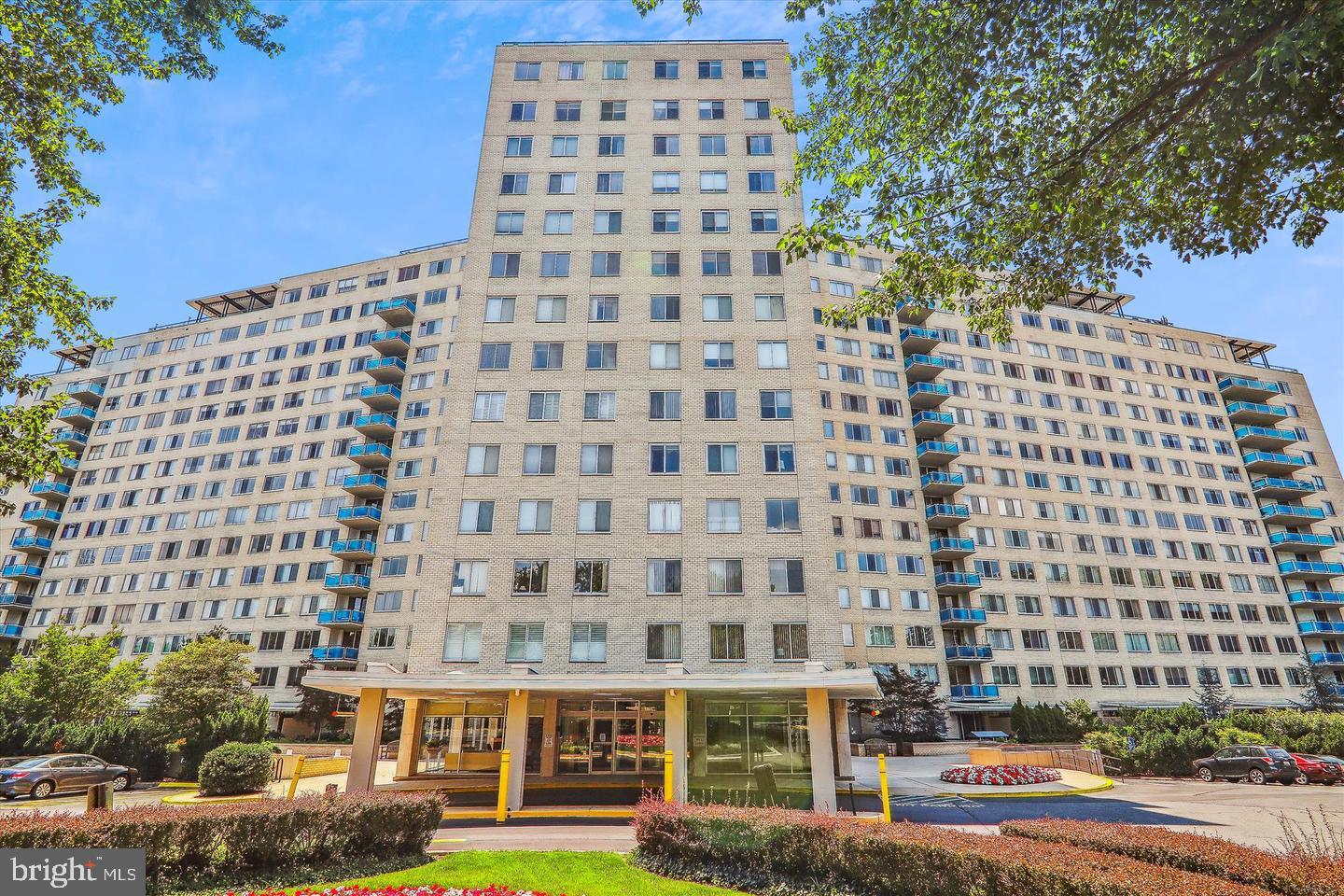 10500 Rockville Pik #p-161 Property Photo 1