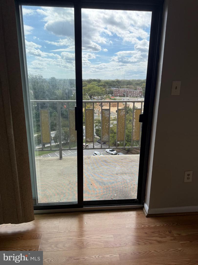 8830 PINEY BRANCH RD Property Photo 1