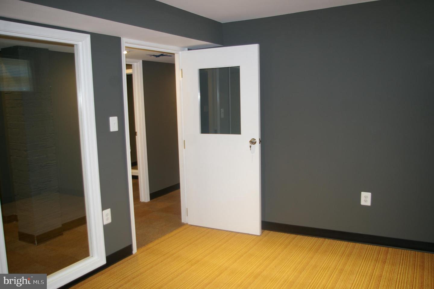 9913 Georgia Ave #unit B Property Photo 8