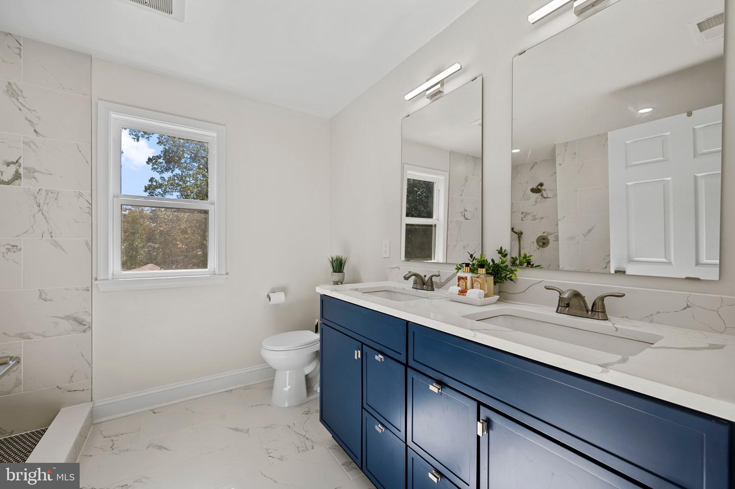 708 Hankin St Property Photo 16